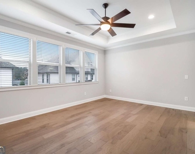 1258 Epping Lane - Photo Thumbnail 12