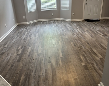 5739 Windfall Lane - Photo Thumbnail 10
