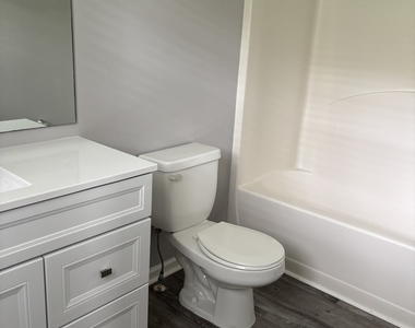 5739 Windfall Lane - Photo Thumbnail 17