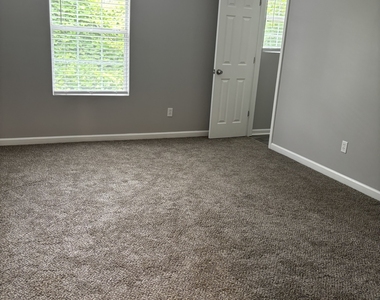 5739 Windfall Lane - Photo Thumbnail 28