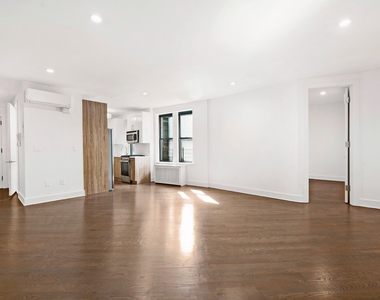226 East 70th Street - Photo Thumbnail 4