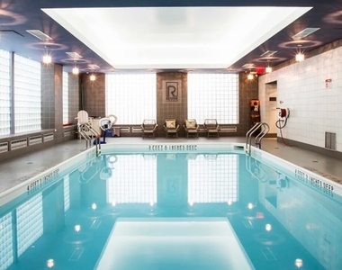 West 47th Street - Photo Thumbnail 15