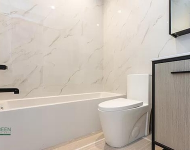 2114 Fulton Street - Photo Thumbnail 2