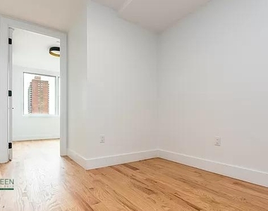 2114 Fulton Street - Photo Thumbnail 1