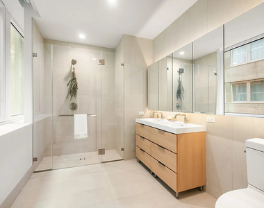 180 Pearl Street, New York, NY 10005 #1426 - Photo Thumbnail 3