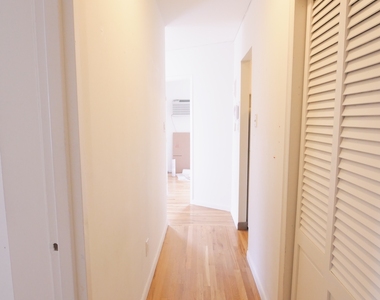 401 East 77th Street - Photo Thumbnail 6