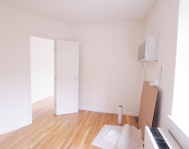 401 East 77th Street - Photo Thumbnail 16