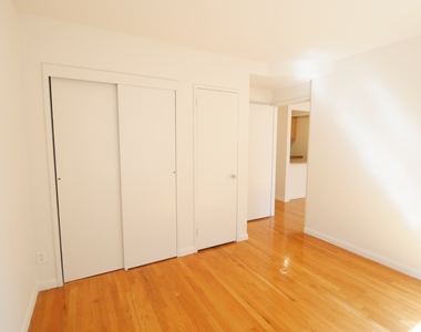 225 East 85th Street - Photo Thumbnail 6
