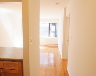 225 East 85th Street - Photo Thumbnail 1