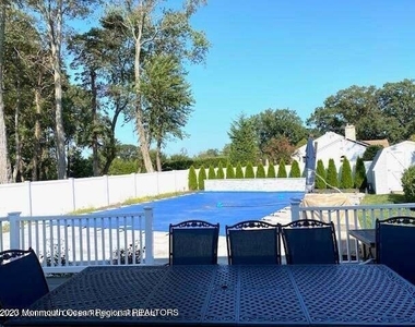 55 Heath Avenue - Photo Thumbnail 11