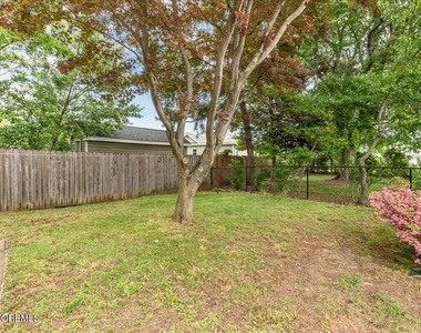 223 West End Avenue - Photo Thumbnail 19