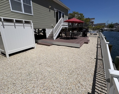 215 Heron Road - Photo Thumbnail 19
