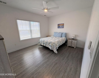 215 Heron Road - Photo Thumbnail 7