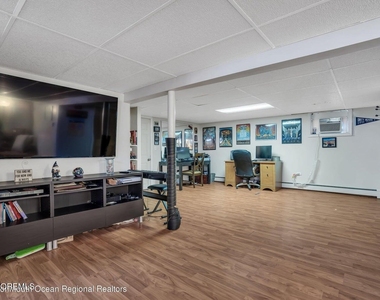 559 Dow Avenue - Photo Thumbnail 11