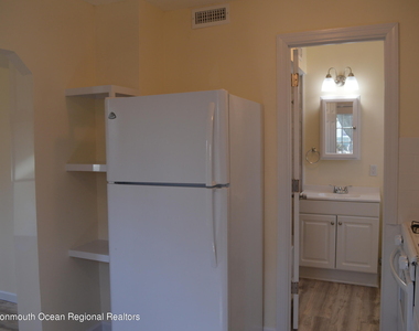 186 S Park Avenue - Photo Thumbnail 10