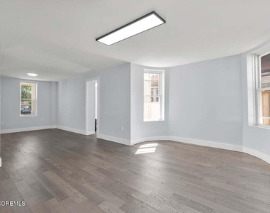 117 Cottage Place - Photo Thumbnail 5