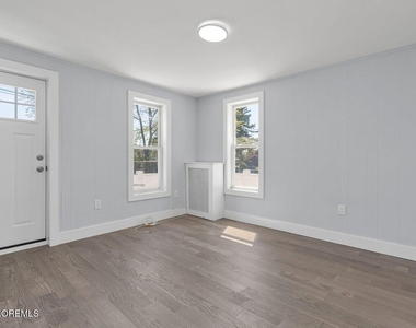 117 Cottage Place - Photo Thumbnail 18
