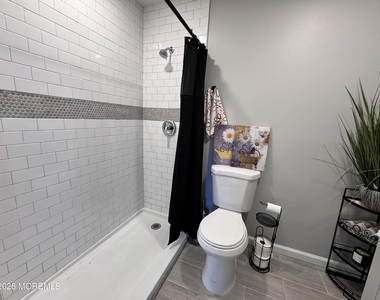 8 Palm Springs Court - Photo Thumbnail 9