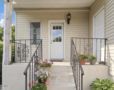 40 Twilight Avenue - Photo Thumbnail 2