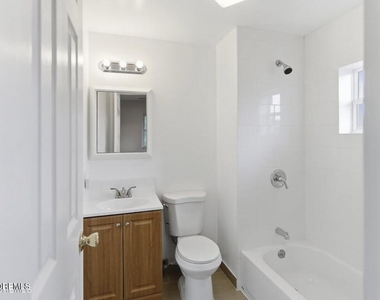 40 Twilight Avenue - Photo Thumbnail 4