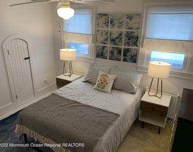1836 Parkway - Photo Thumbnail 16