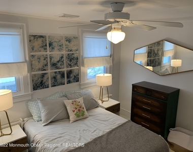 1836 Parkway - Photo Thumbnail 17