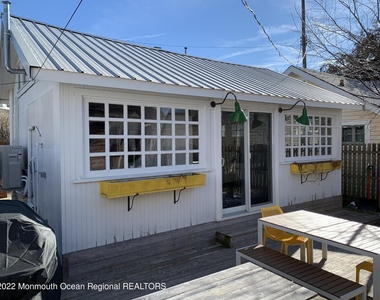 1836 Parkway - Photo Thumbnail 25