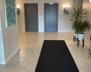 480 Ocean Avenue - Photo Thumbnail 2