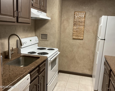 480 Ocean Avenue - Photo Thumbnail 7