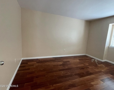 19 Clavendon Court - Photo Thumbnail 15
