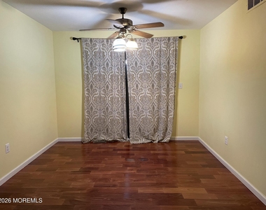 19 Clavendon Court - Photo Thumbnail 5