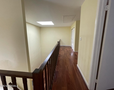 19 Clavendon Court - Photo Thumbnail 13