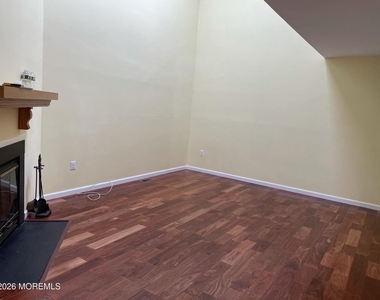 19 Clavendon Court - Photo Thumbnail 3