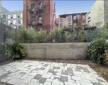 Halsey Street - Photo Thumbnail 4