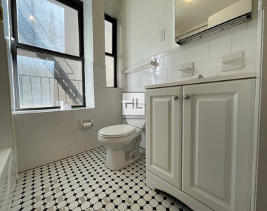 East 80 Street - Photo Thumbnail 6