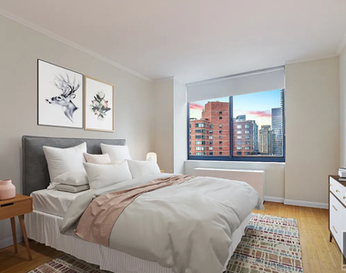 West 48th Street - Photo Thumbnail 1