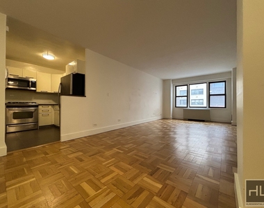 East 63 Street - Photo Thumbnail 1