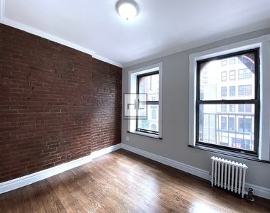 East 23rd Street - Photo Thumbnail 2