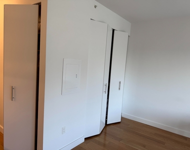 606 West 57th Street - Photo Thumbnail 10
