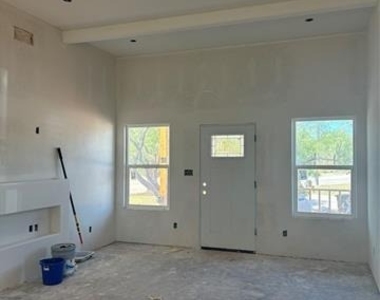 2158 Kirkwood Street - Photo Thumbnail 13