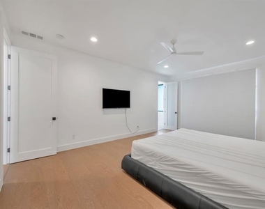11248 Jamestown Road - Photo Thumbnail 29