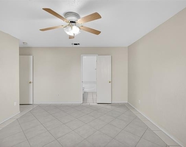 7016 Snowivy Court - Photo Thumbnail 17