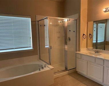 1208 Lazy Lane - Photo Thumbnail 29