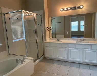 1208 Lazy Lane - Photo Thumbnail 27