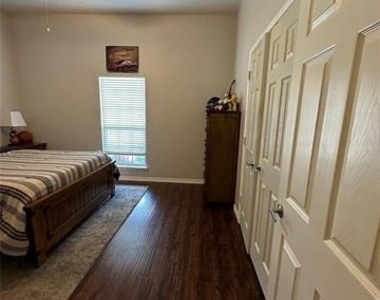 1208 Lazy Lane - Photo Thumbnail 21