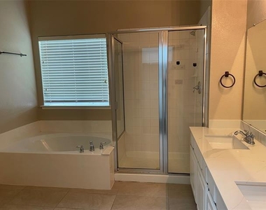 1208 Lazy Lane - Photo Thumbnail 28