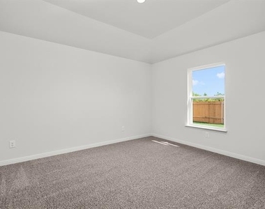 8309 White Wolf Trail - Photo Thumbnail 6