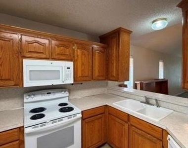 1097 Lytle Creek Drive - Photo Thumbnail 7
