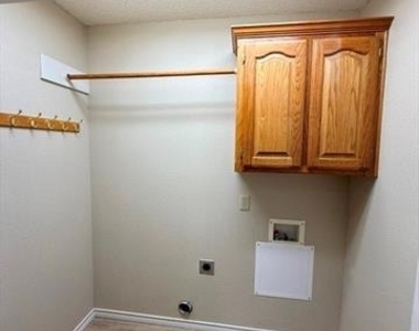 1097 Lytle Creek Drive - Photo Thumbnail 5