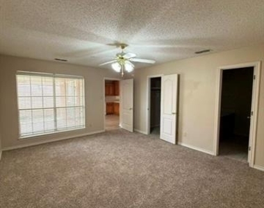 1097 Lytle Creek Drive - Photo Thumbnail 9